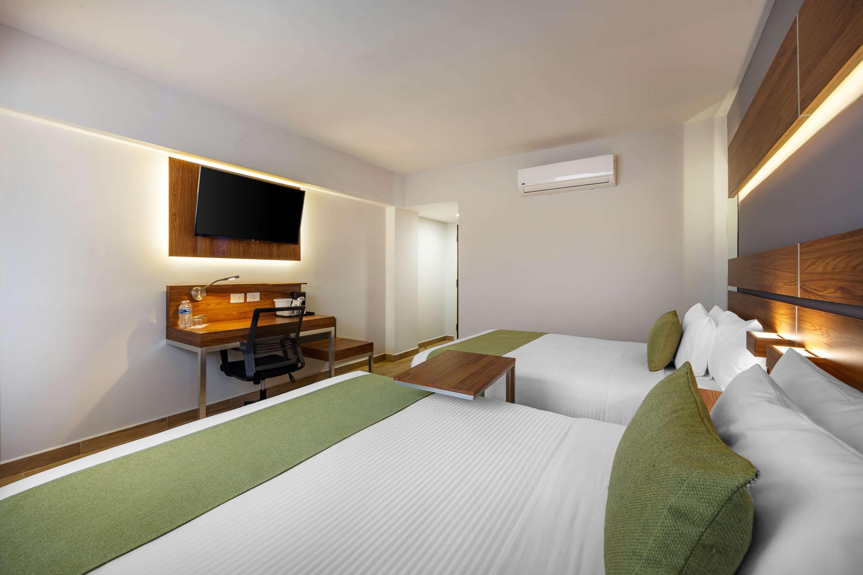 Sleep Inn Tijuana Exteriör bild